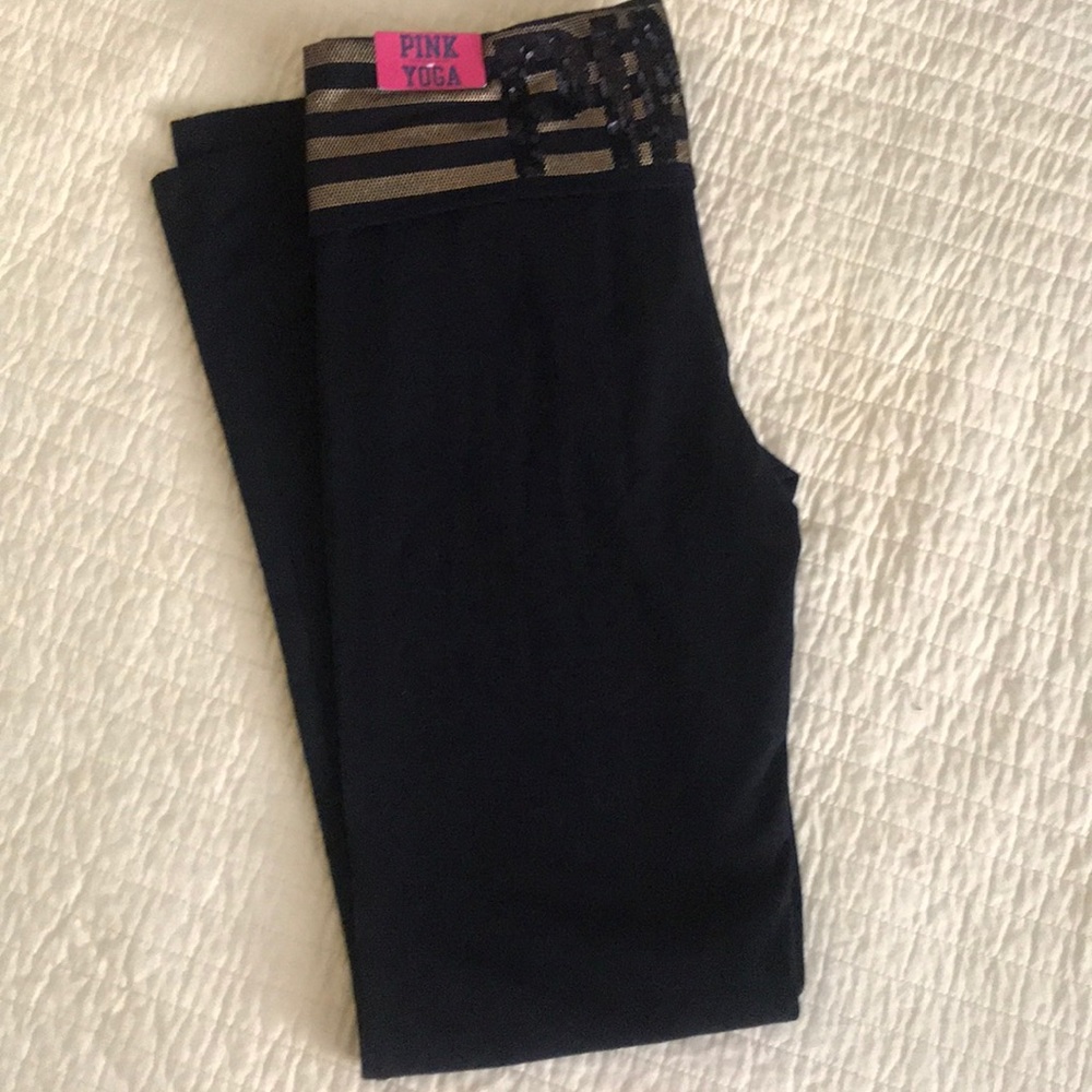 PINK YOGA PANTS